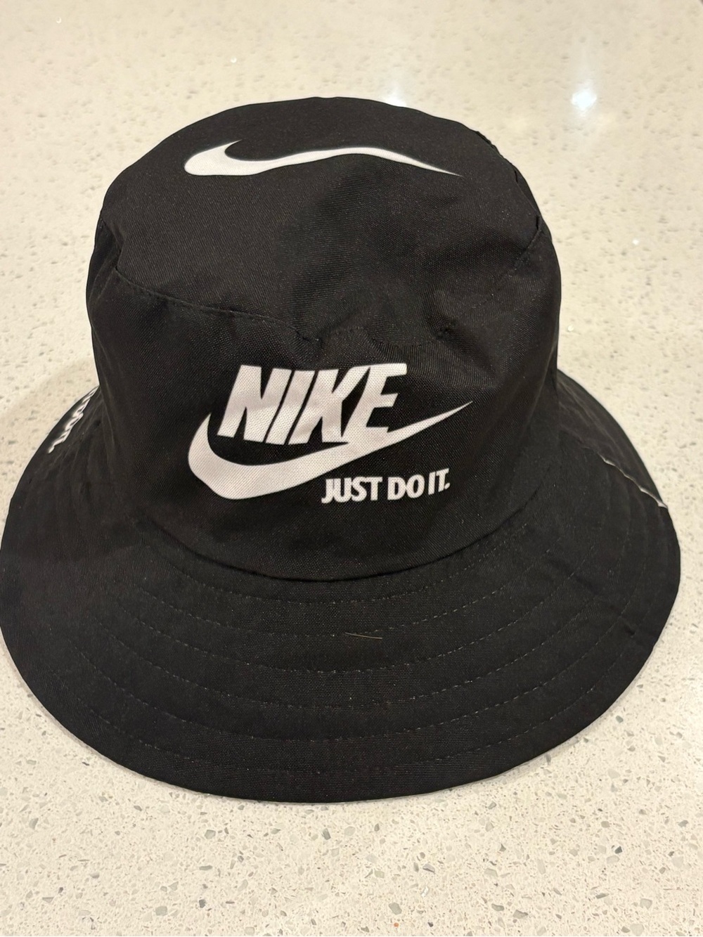 Just Do It Reversible Black Bucket Hat Sport Sun Cap NWOT